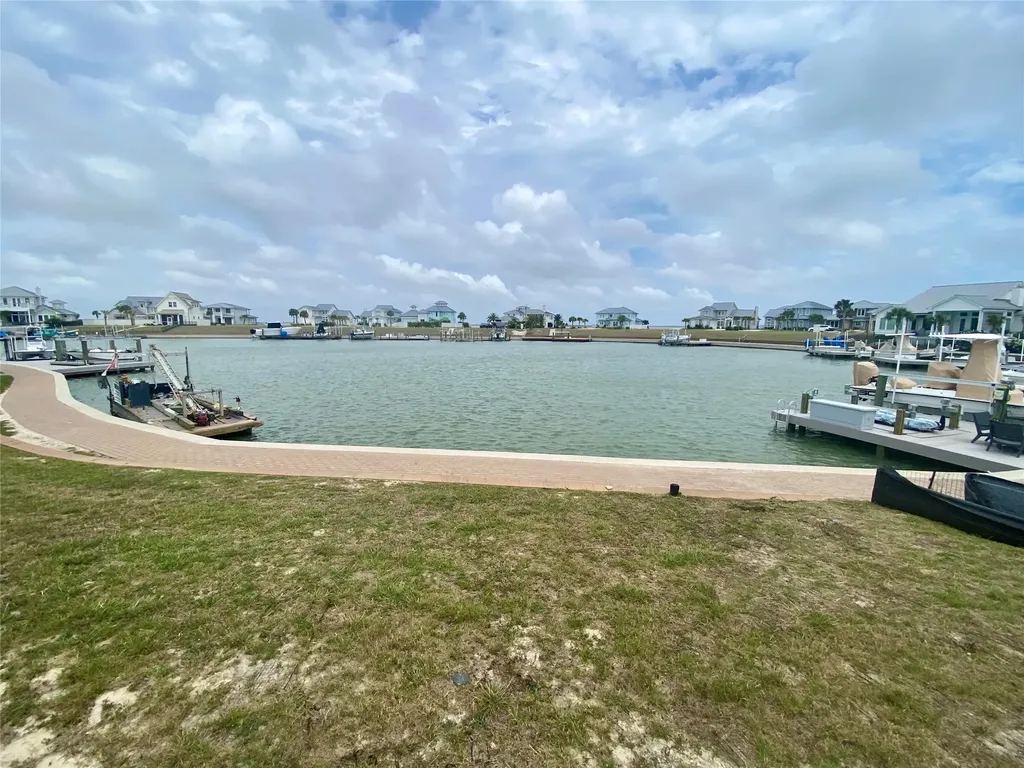 122 Bismarck Lane Rockport TX 78382