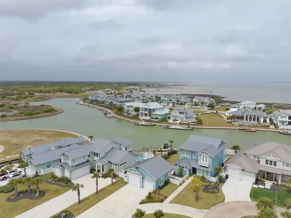 122 Bismarck Lane Rockport TX 78382