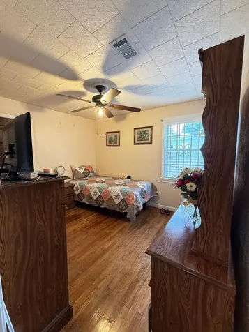 2003 Alta Vista Street Houston TX 77023