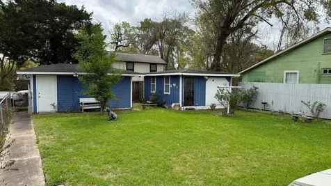 2003 Alta Vista Street Houston TX 77023