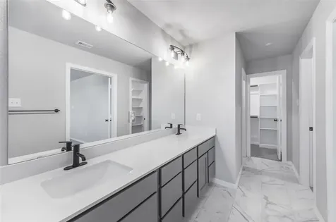 8046 Scanlan Trace Missouri City TX 77459