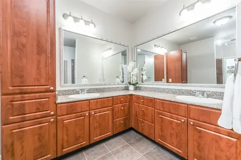 1711 Old Spanish Trail 228 Houston TX 77054
