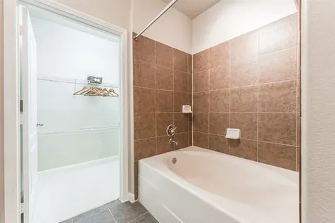 1711 Old Spanish Trail 228 Houston TX 77054