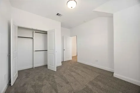 1711 Sterling Water Drive Missouri City TX 77459