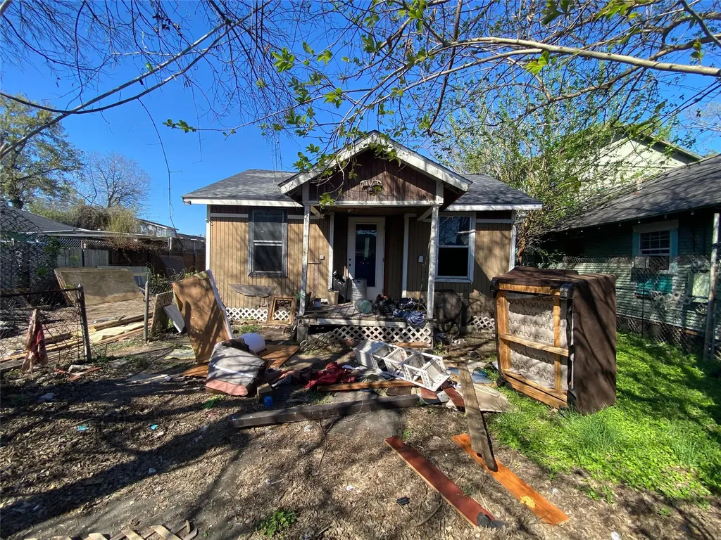 1914 Roosevelt Street Houston TX 77012