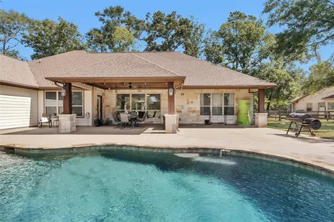 11498 Oak Springs Drive Willis TX 77378