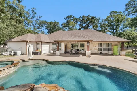 11498 Oak Springs Drive Willis TX 77378
