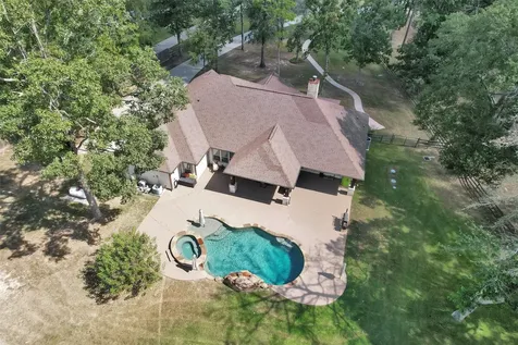 11498 Oak Springs Drive Willis TX 77378