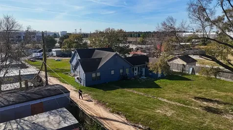 15627 Market Street Channelview TX 77530
