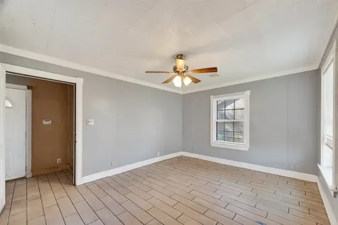 15627 Market Street Channelview TX 77530