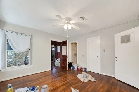 15627 Market Street Channelview TX 77530