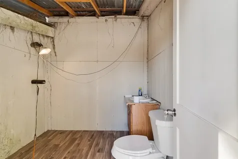 15627 Market Street Channelview TX 77530