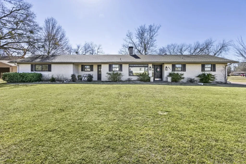 443 E Reunion Street Fairfield TX 75840