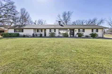 443 E Reunion Street Fairfield TX 75840