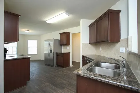 518 Douro Drive Crosby TX 77532
