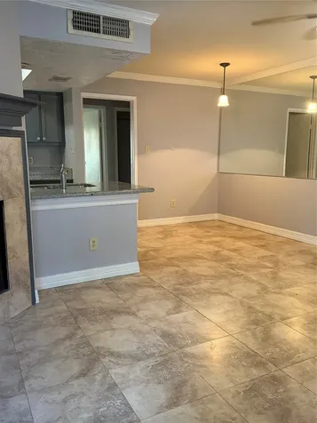 3919 Fairmont Parkway 205 Pasadena TX 77504