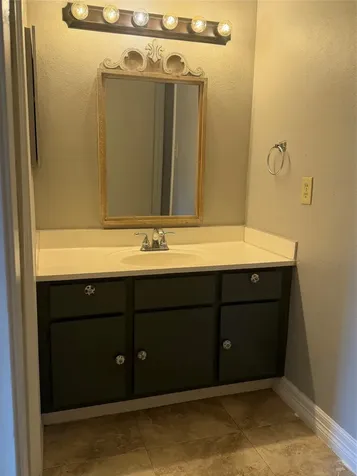3919 Fairmont Parkway 205 Pasadena TX 77504