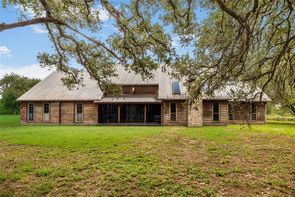 350 Ernest Lemke Road Yorktown TX 78164