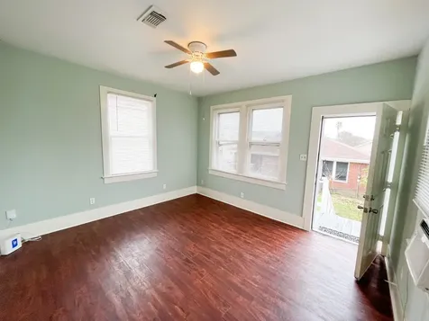 4114 Avenue S 1/2 A Galveston TX 77550