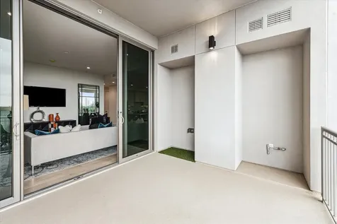 5656 San Felipe Street 603 Houston TX 77056