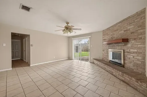 7515 Londres Drive Houston TX 77083