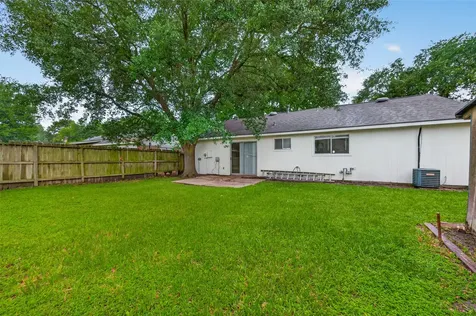 7515 Londres Drive Houston TX 77083