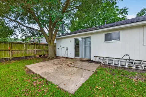 7515 Londres Drive Houston TX 77083