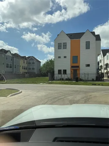 224 W 28th Street Houston TX 77008