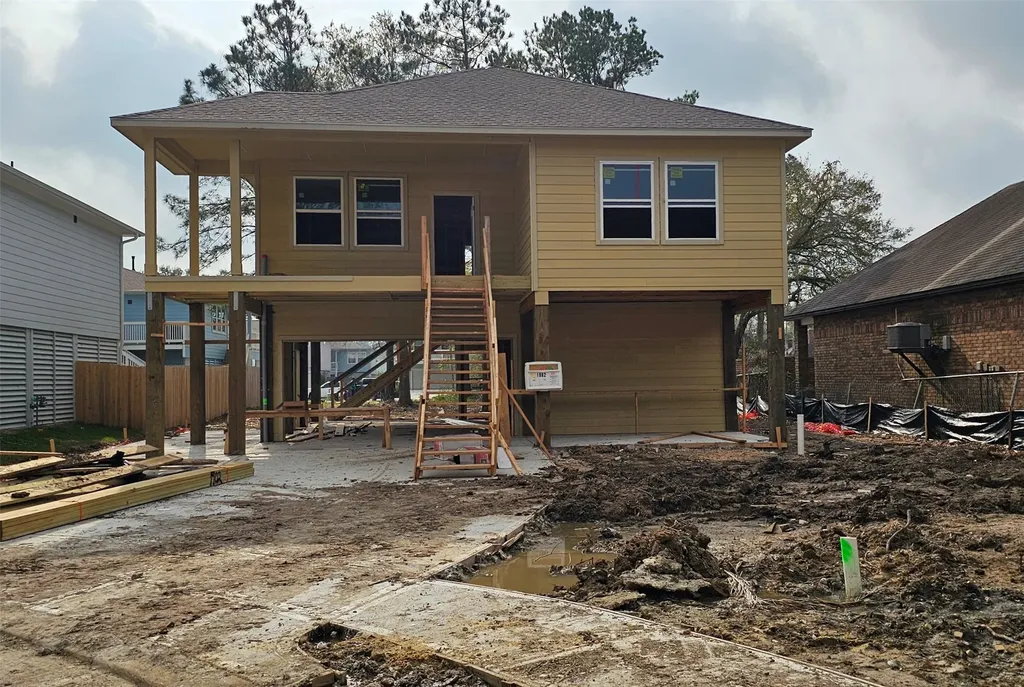 1902 Ashlee Court Dickinson TX 77539