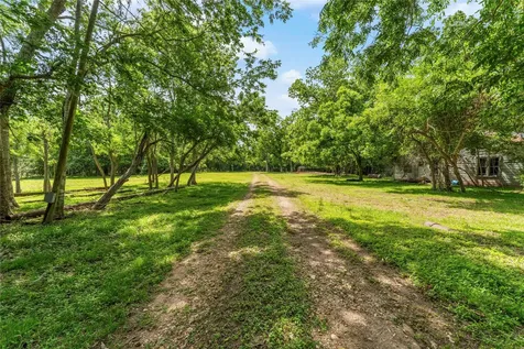 10840 Fm 442 Boling TX 77420