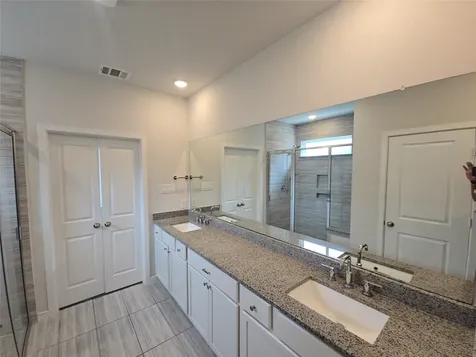 9227 Dearborn Knoll Drive Cypress TX 77433