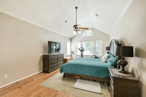 16723 Chewton Glen Street Tomball TX 77377