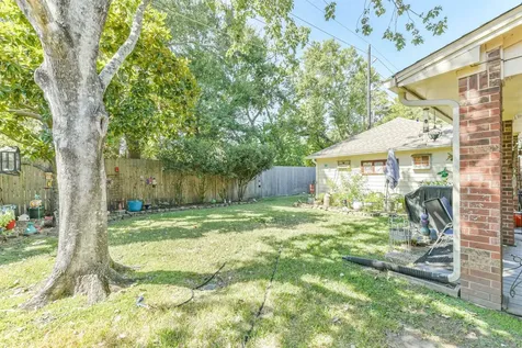16723 Chewton Glen Street Tomball TX 77377
