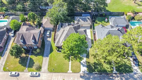 16723 Chewton Glen Street Tomball TX 77377