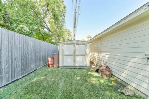 16723 Chewton Glen Street Tomball TX 77377