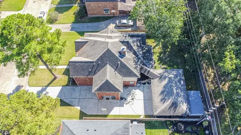 16723 Chewton Glen Street Tomball TX 77377