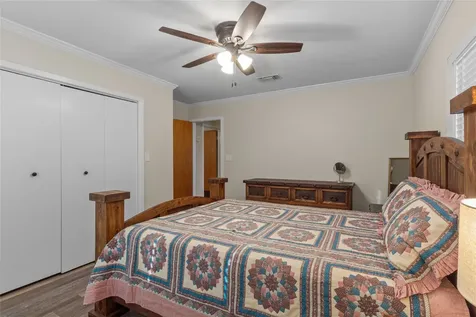322 Parkside Drive Zavalla TX 75980