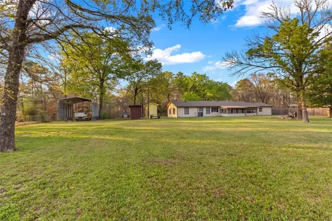 322 Parkside Drive Zavalla TX 75980