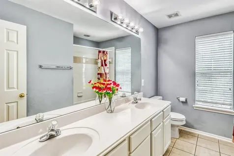 6102 Breezy Hollow Lane Katy TX 77450