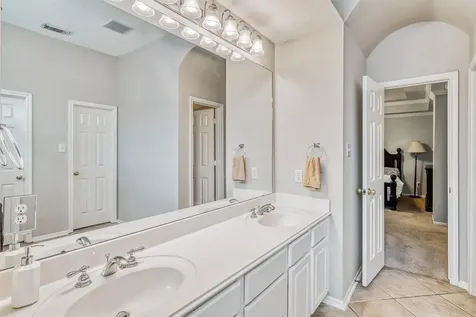 6102 Breezy Hollow Lane Katy TX 77450