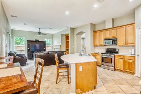 6102 Breezy Hollow Lane Katy TX 77450