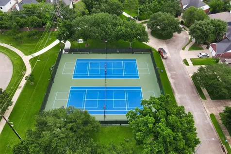 6102 Breezy Hollow Lane Katy TX 77450