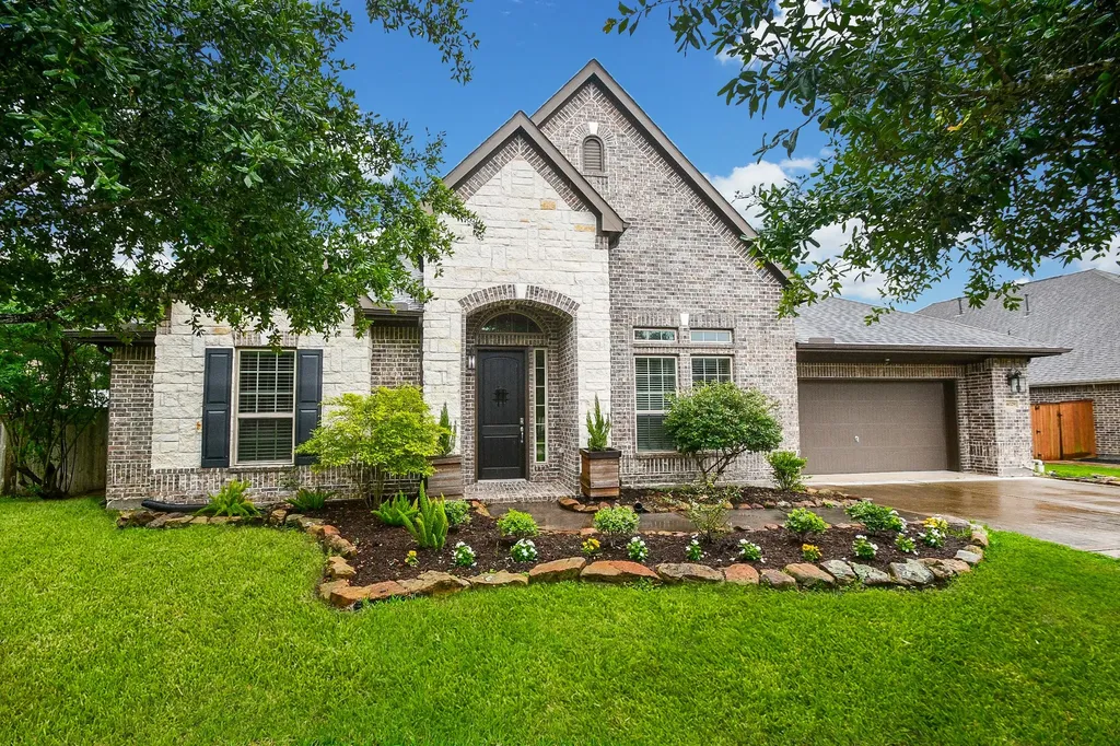 4029 Carolina Shores Lane League City TX 77573