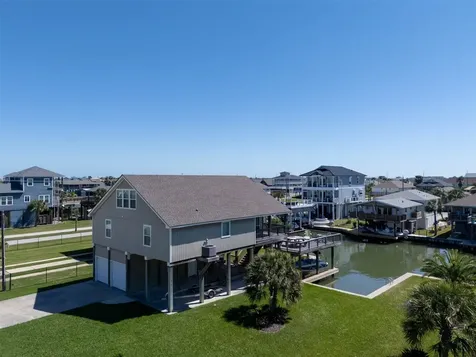 22019 Frio Drive Galveston TX 77554
