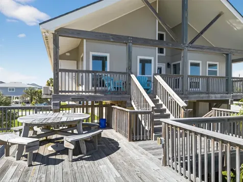 22019 Frio Drive Galveston TX 77554