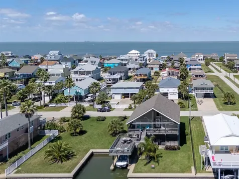 22019 Frio Drive Galveston TX 77554