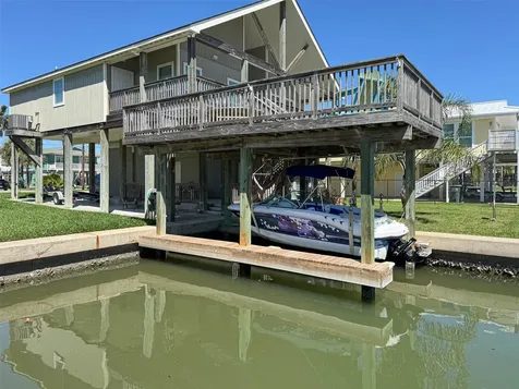 22019 Frio Drive Galveston TX 77554