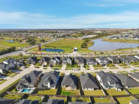 31535 Beacon Cove Trail Fulshear TX 77441