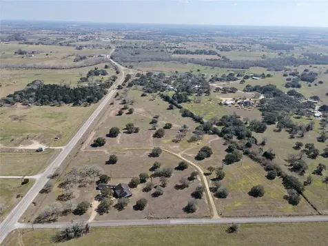 Lot 7 Pvt 1672 Hallettsville TX 77964