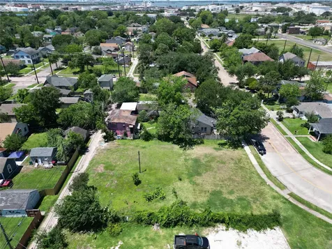 3107 Wisconsin Street Baytown TX 77520